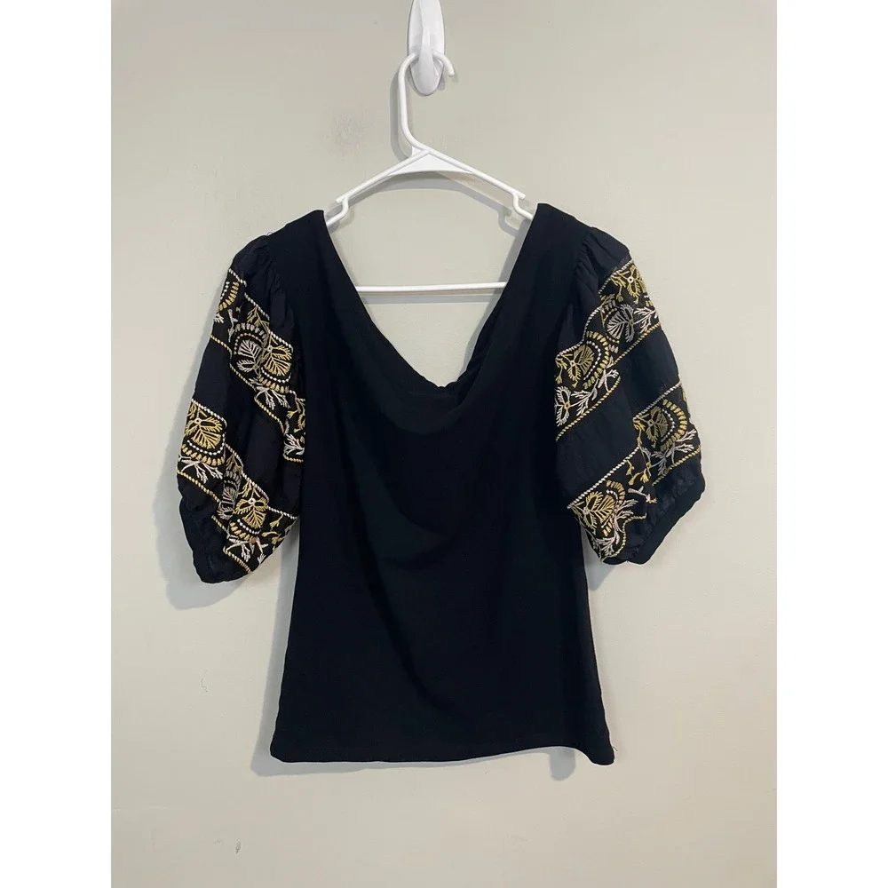Free People Rock With‎ It Embroidered Knit Blouse in Black Size Medium